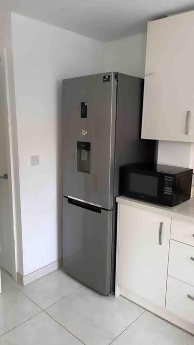 ליברפול 3 Stories, 5 Bedroom House In Prime Location With Balcony And Shared Garden מראה חיצוני תמונה